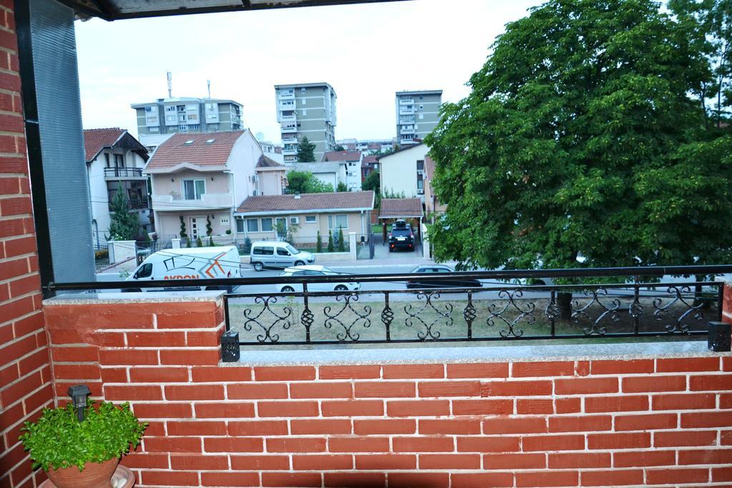Skopje Cozy Apartment Номер фото